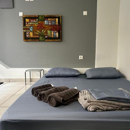 Budget Private Room In The Center Athènes Extérieur photo